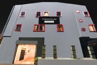 Super Townhouse Science City Formerly Hotel Mannat International - 6