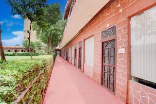 Super Townhouse Rampura Formerly Rawat Resort - - 7