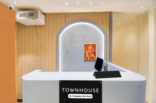 Super Townhouse Bairhana Road Prayagraj - 8
