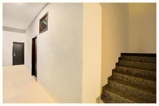 Naini View Hotel Bhavya Near Mall Road - 3