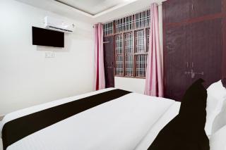Super Hotel O NIIT University Neemrana - 7