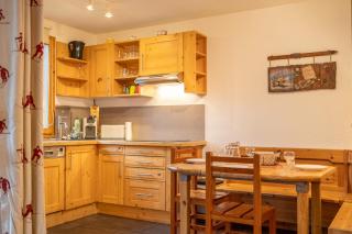 3-Bedroom Ski-in Ski-out Méribel Mottaret - 7