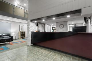 Travelodge by Wyndham Grande Prairie - Grande Prairie - 4