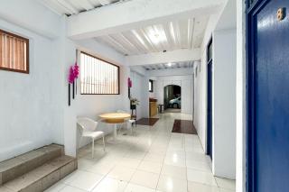 RedDoorz Syariah at Sultana Guest House - 1