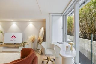 Pacific Chic Luxury Pad 2 - Beachfront Aircon Lift - 3