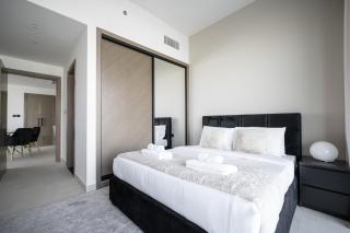 ALH Vacay - Binghatti Canal View 2 Bedrooms - 1