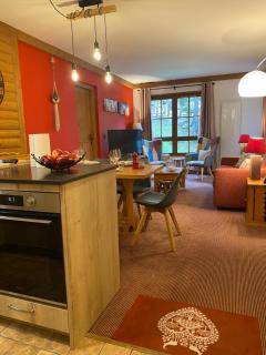 Arc 1950,4à6 pers, 2 chambres, lits faits, ménage compris, skis aux pieds, ski in-ski out, rénové 2025 - 2