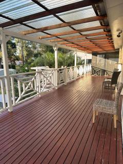 A whole ground floor of a two story house-3bedrooms - 4
