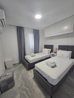 Lazuli Beachfront Sea View Ap 34 - Larnaca - 2