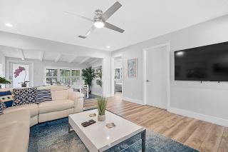 Wilton Drive Tropical Oasis - 9