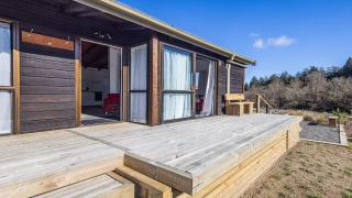 Railside Chalet - Raurimu Holiday Home - 8