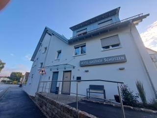 Hotel Gasthof Schützen GbR - Laupheim - 7