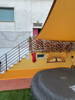 House with Pool, jacuzzi,garden and BBQ next seaside - 3