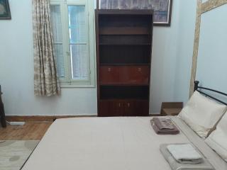 Courtyard Cottage - 9