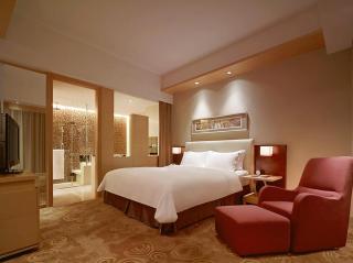 New World Wuhan Hotel - 6