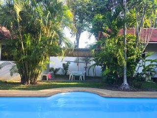 Paradise Escape w Pool & Garden - 6