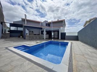 Breeze House 1 by Atlantic Holiday - Garajau - 0