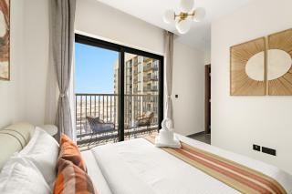 Luxury 2BR in Sobha Hartland - 3