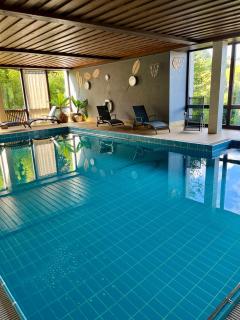 B&B Self-Check-In GOLDENER HAHN - Hyggelige Budgetzimmer mit Panorama Hallenbad - 3