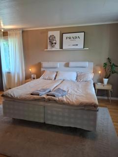 Riverside villa - 4