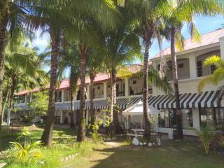 Isla Vista Beach Resort - 1