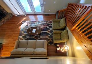 Serene Mountain Chalet Retreat - 3