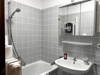 Helle 2 Zimmer Wohnung mit Balkon gemütlich & zentral - 6
