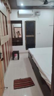 Sri Govind restaurant and guest house - 1