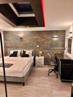 Mountain Views & Pool, 3BR Swiss Retreat, The Perfect Base for Families - 5