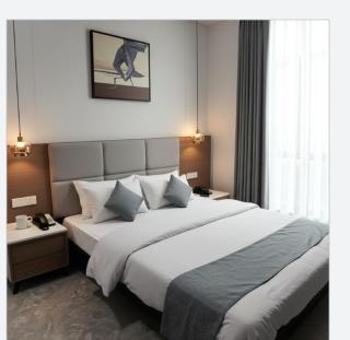 Hotel Season Couple friendly Rooms Best Hotel Pitampura metro station - 7