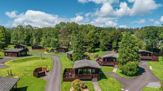 Birch Lodge 19 with Hot Tub - 4