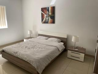 Large 3-Bedroom Oasis in Quiet Area with Garden - 1