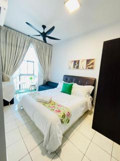 Hijau Homestay Larkin Indah - 8
