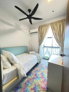 Hijau Homestay Larkin Indah - 1