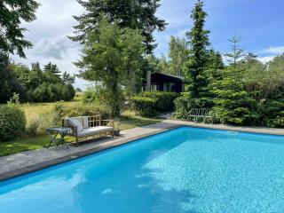 Summer House With Pool Near Dronningmølle Beach - 3