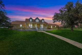 The KK Ranch-Private Pool-Hill Country Bliss - 8