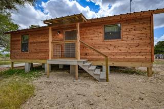 Cozy Cabin Firepit and Grill & 10 mins to Main St - Rocky Hill - 5