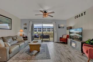 Fisherman Friend! - Coastal Condo - Views Await! - 8