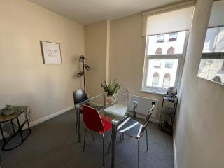 Cosy 1 Bedroom Flat Sleeps 2 Free Wi-Fi - 3