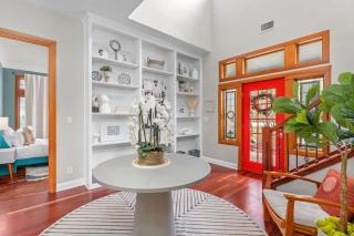 Luxurious Lake Park House: Sleeps 25, Pool, Hot-Tub, Firepit and Game Room! - 2