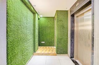 Collection O Vesu Surat Formerly Hotel Signature - 8