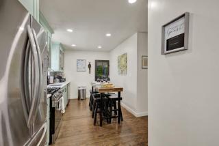 Southern Charm - Near Main With Hot Tub - 6