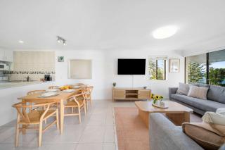Seabreeze Stay - Moments from Mooloolaba Esplanade - Mooloolaba - 8