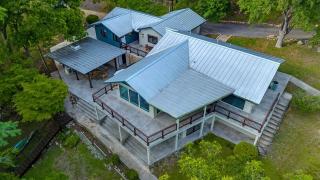 Luxury Riverfront Villa with Firepit & Gameroom! - 7