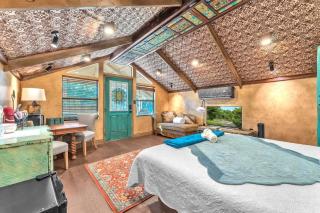 Tranquil Retreat w/Hot-Tub 10-Mins to Downtown! - 6