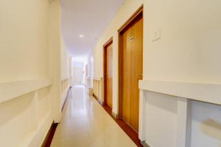Townhouse Deshabhimani Road Kaloor Kochi - 8