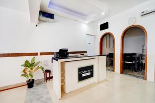 Townhouse Deshabhimani Road Kaloor Kochi - 5