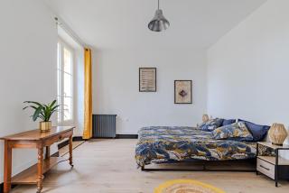Break in Blaye apartment - 1
