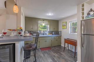 Two Unit Oasis with Two Hot Tubs - 1