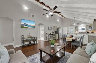 Charming Cottage-3 Mins to Downtown-Pet Friendly! - 4